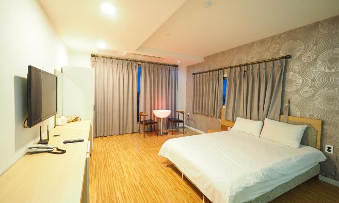 Aurora Hotel Čedžu Exteriér fotografie