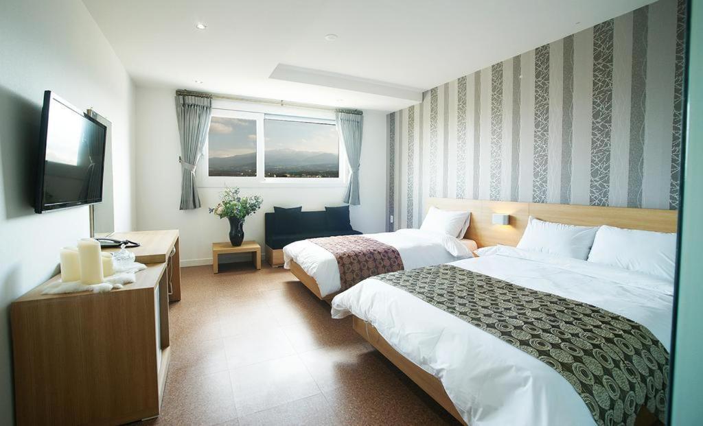 Aurora Hotel Čedžu Exteriér fotografie