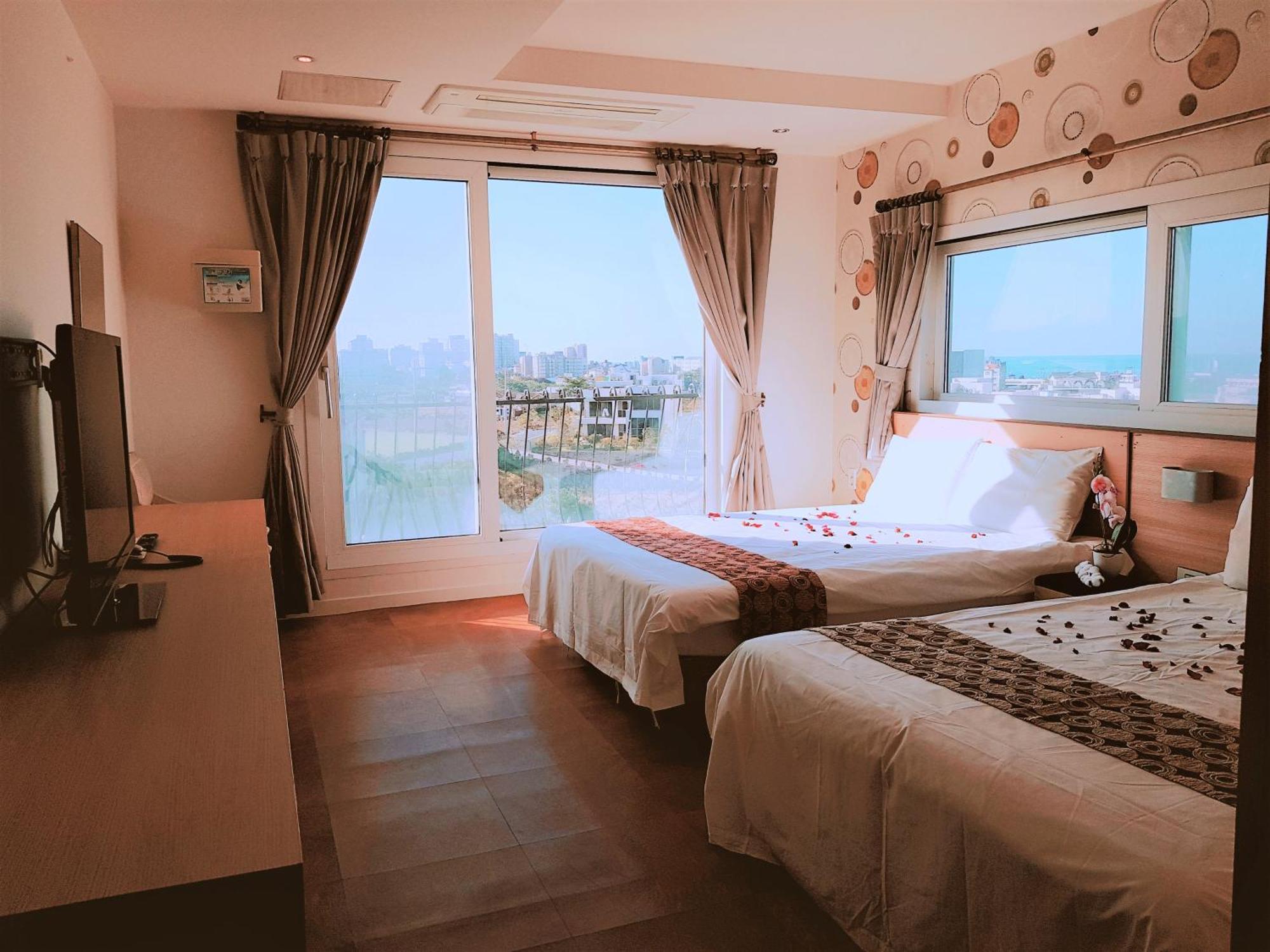Aurora Hotel Čedžu Exteriér fotografie
